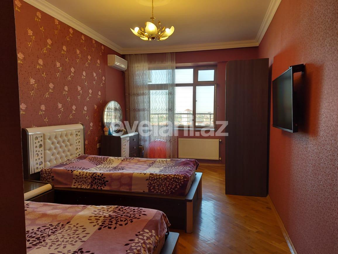 Satılır, yeni tikili, 3 otaqlı, 128 m², 4-cü mikrorayon q.