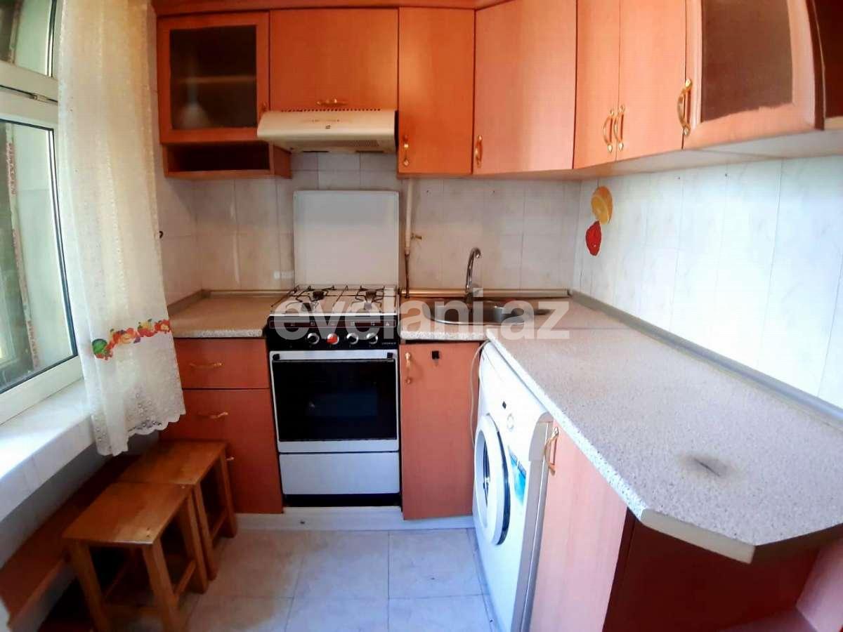 Satılır, köhnə tikili, 2 otaqlı, 55 m², Elmlər Akademiyası m.