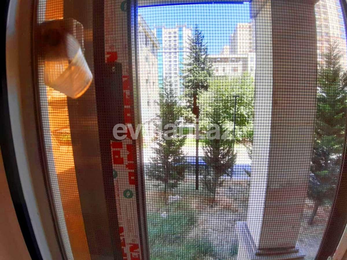 Satılır, köhnə tikili, 2 otaqlı, 55 m², Elmlər Akademiyası m.