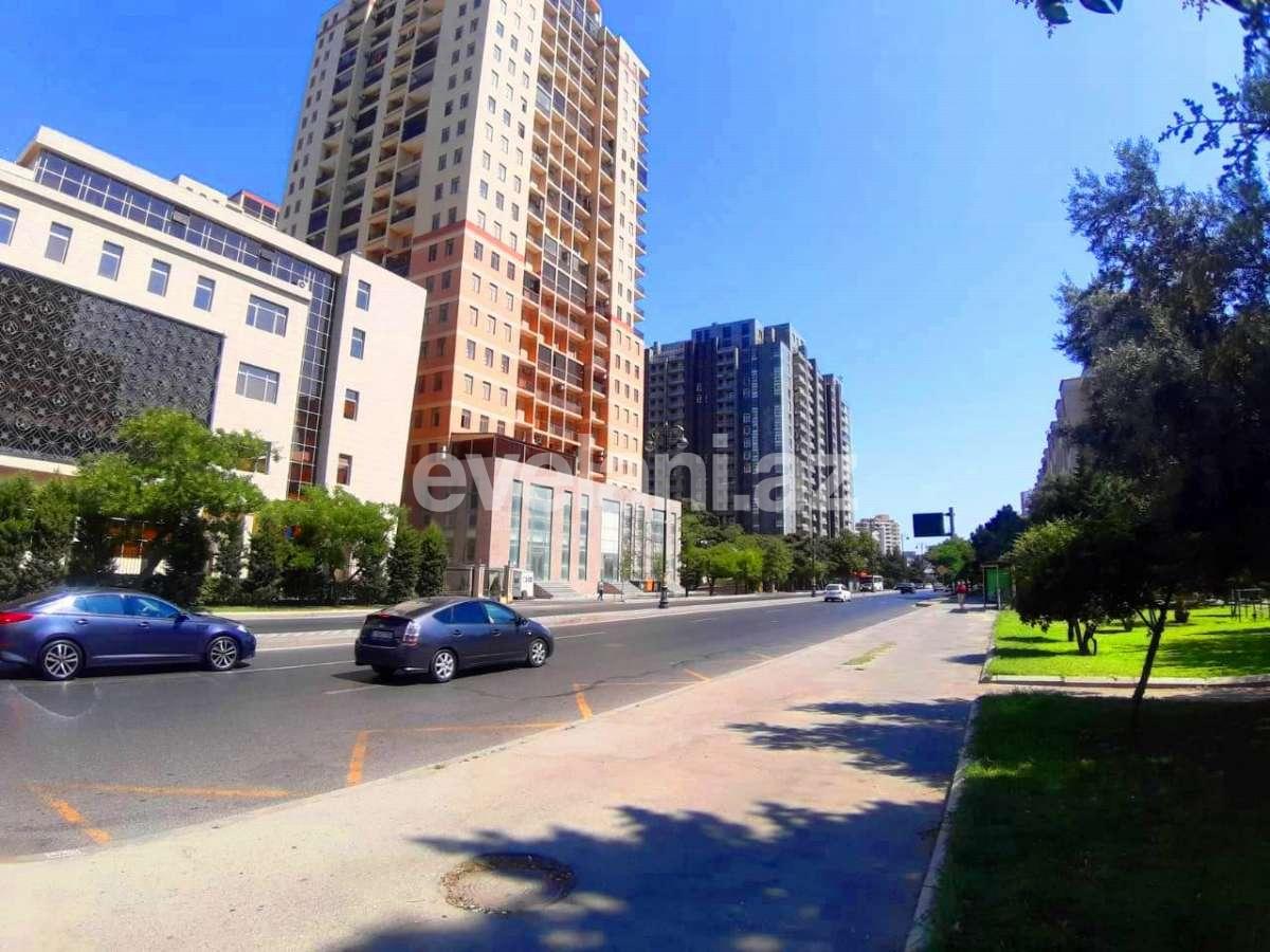 Satılır, köhnə tikili, 2 otaqlı, 55 m², Elmlər Akademiyası m.