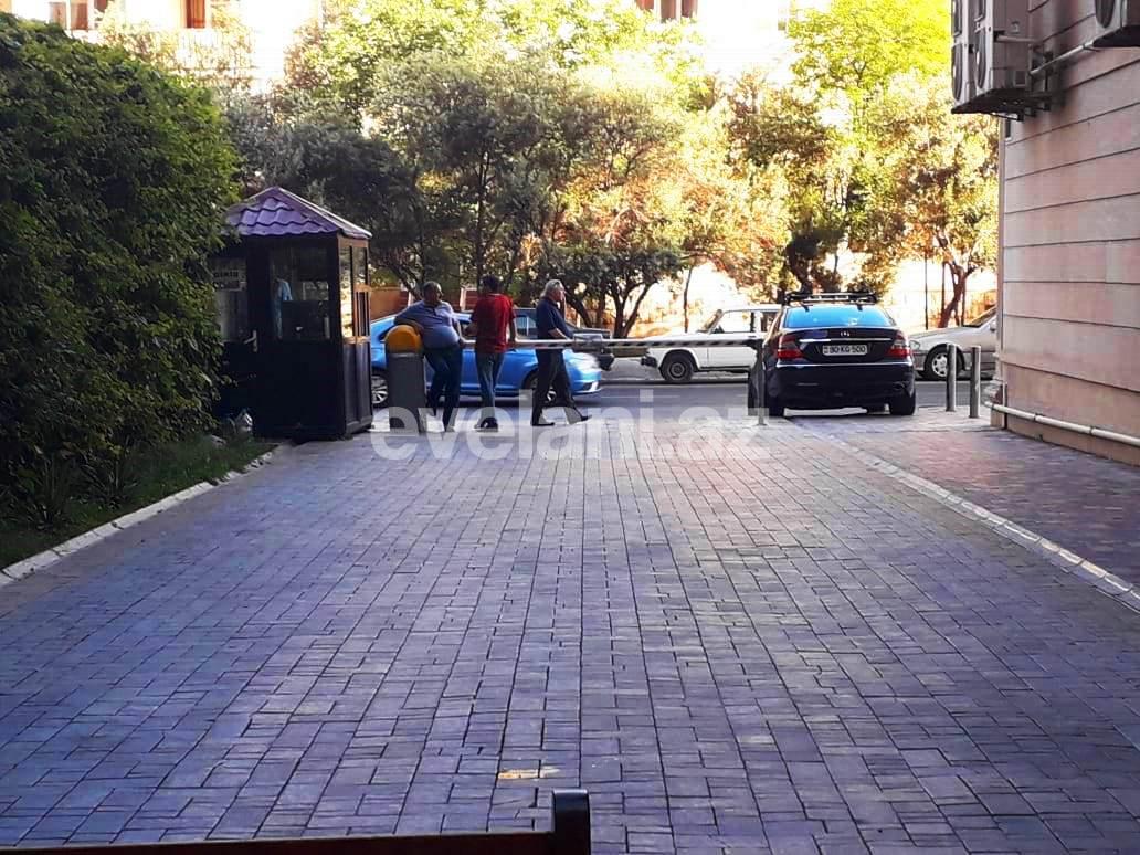 Satılır, yeni tikili, 3 otaqlı, 138 m², Şah İsmayıl Xətai m.