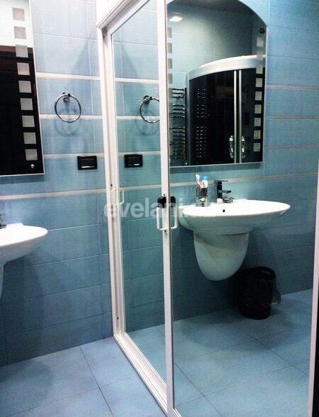 Satılır, yeni tikili, 3 otaqlı, 138 m², Şah İsmayıl Xətai m.