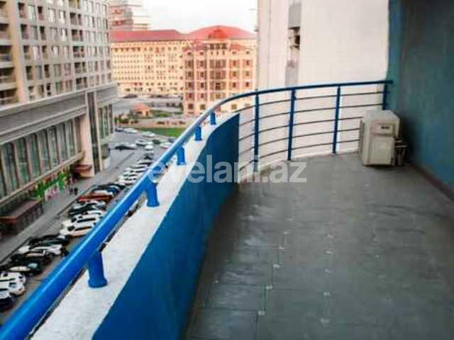 Satılır, yeni tikili, 3 otaqlı, 192 m², Şah İsmayıl Xətai m.