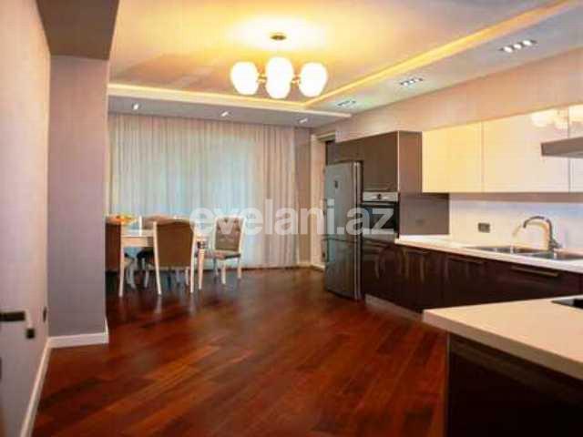 Satılır, yeni tikili, 3 otaqlı, 192 m², Şah İsmayıl Xətai m.