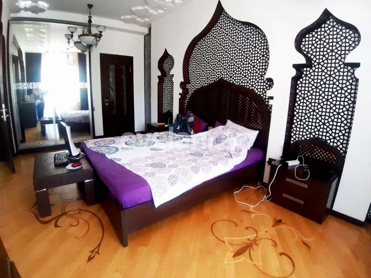 Продаётся, новостройка, 4-комнаты, 176 m², Низами m.