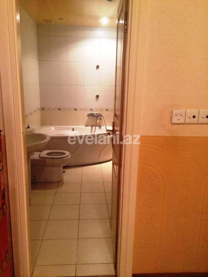 Satılır, köhnə tikili, 4 otaqlı, 143 m², 28 may m.