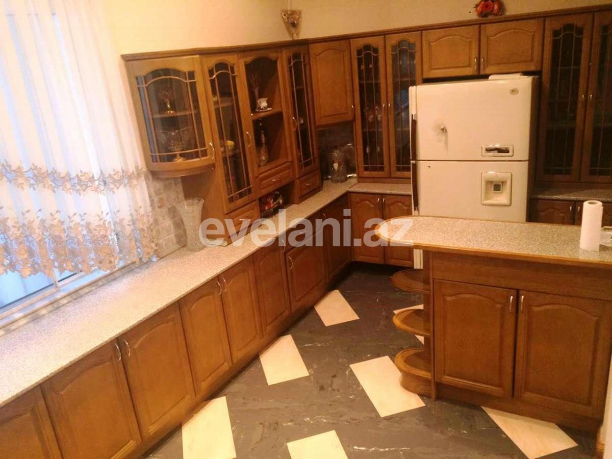 Satılır, köhnə tikili, 4 otaqlı, 143 m², 28 may m.