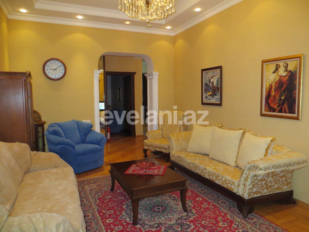 Satılır, köhnə tikili, 5 otaqlı, 120 m², 28 may m.