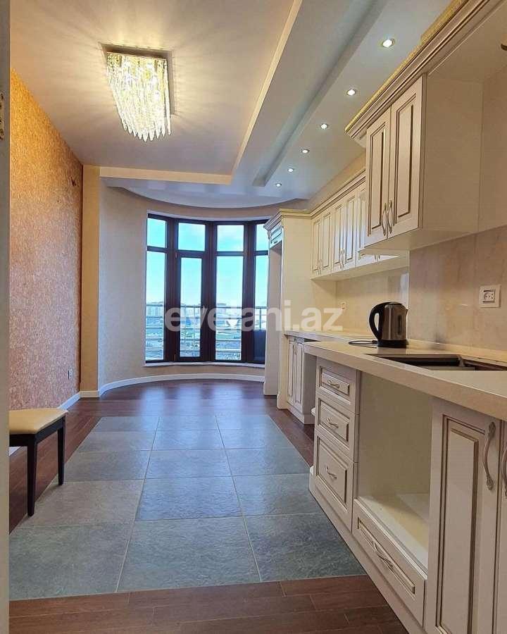 Satılır, yeni tikili, 5 otaqlı, 226 m², Şah İsmayıl Xətai m.