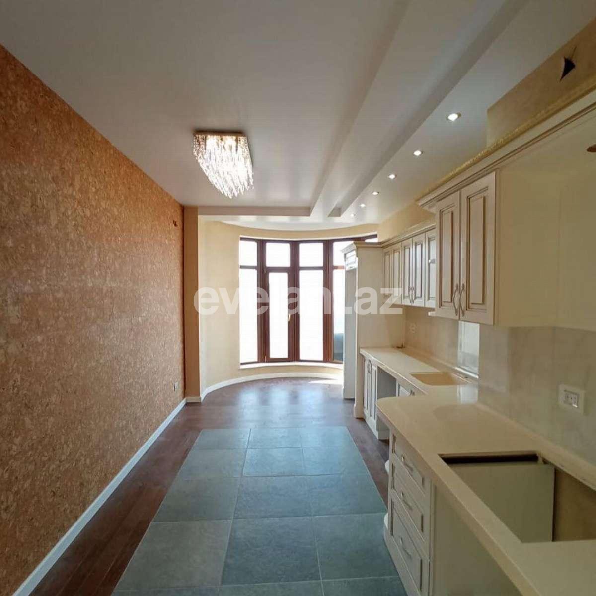 Satılır, yeni tikili, 5 otaqlı, 226 m², Şah İsmayıl Xətai m.