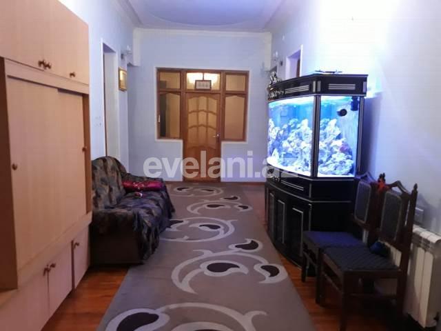 Satılır, həyət evi / bağ, 6 otaqlı, 220 m², Qaraçuxur q.