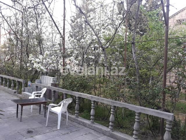 Satılır, həyət evi / bağ, 6 otaqlı, 220 m², Qaraçuxur q.