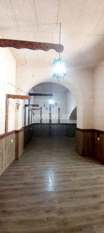 Kirayə verilir, obyekt, 200 m², İçəri Şəhər m.