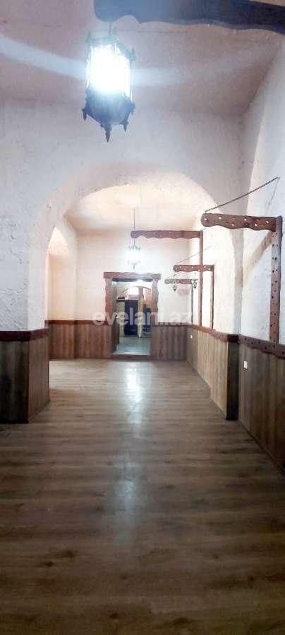 Kirayə verilir, obyekt, 200 m², İçəri Şəhər m.