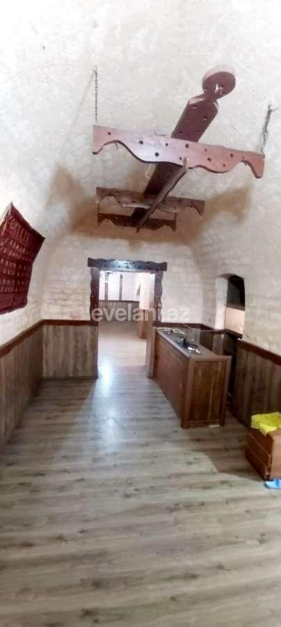 Kirayə verilir, obyekt, 200 m², İçəri Şəhər m.