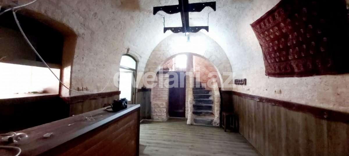 Kirayə verilir, obyekt, 200 m², İçəri Şəhər m.