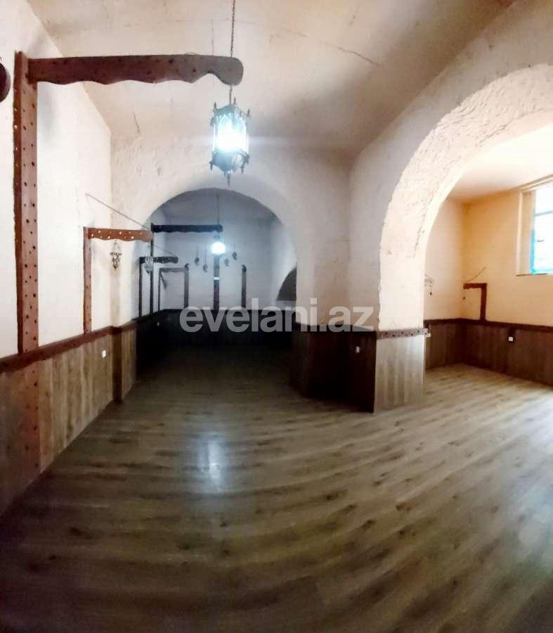 Kirayə verilir, obyekt, 200 m², İçəri Şəhər m.