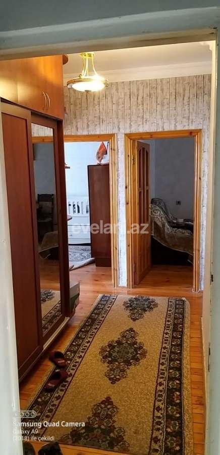 Sale, old building, 3 room, 84 m², Inshaatchilar m.