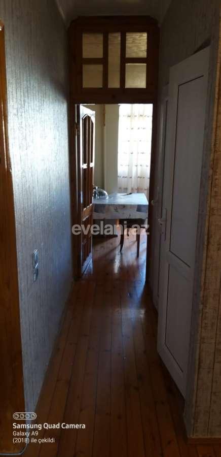 Sale, old building, 3 room, 84 m², Inshaatchilar m.