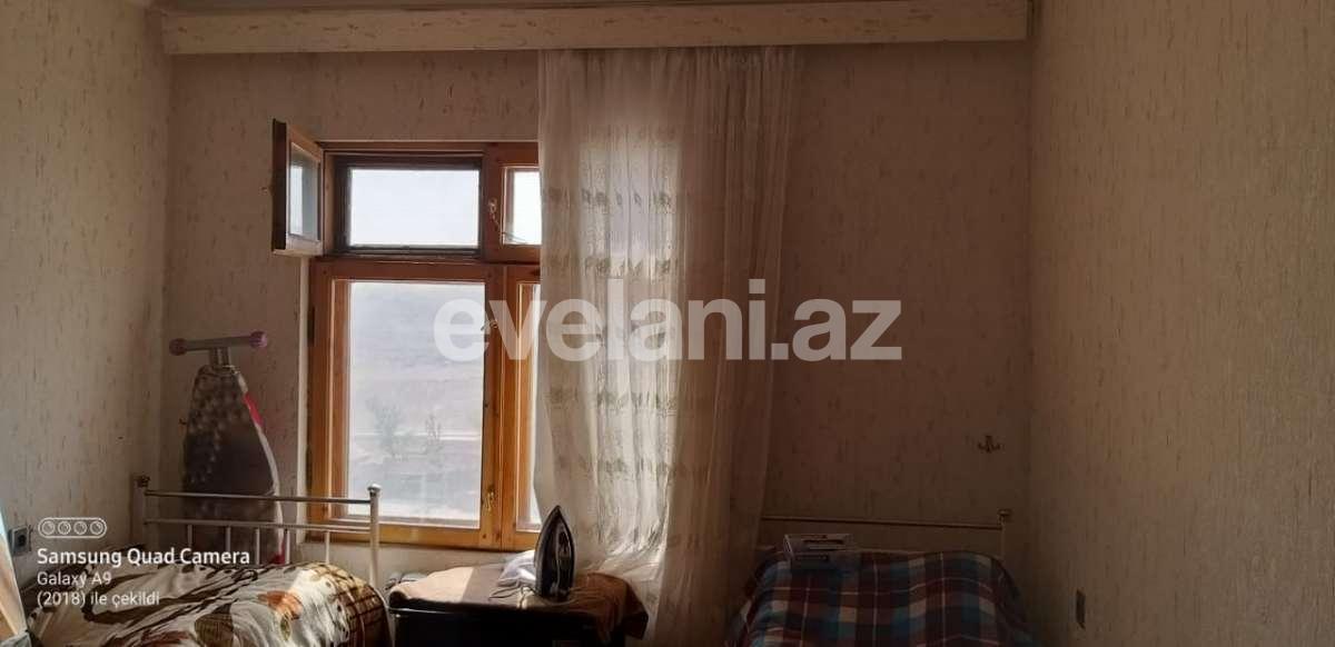 Sale, old building, 3 room, 84 m², Inshaatchilar m.
