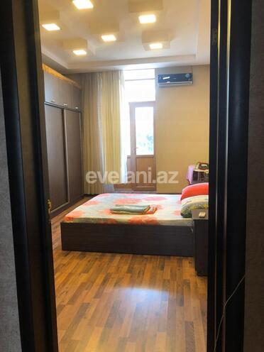 Rent, old building, 2 room, 68 m², Sabail r.