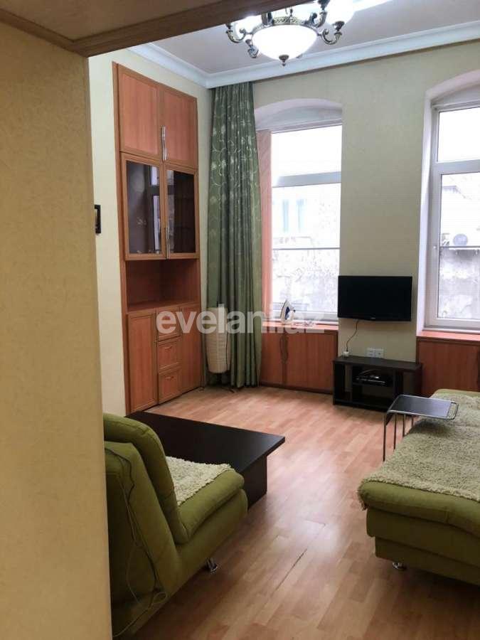 Kirayə verilir, köhnə tikili, 2 otaqlı, 60 m², Səbail r.