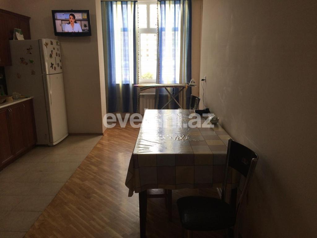 Satılır, yeni tikili, 4 otaqlı, 160 m², 28 may m.