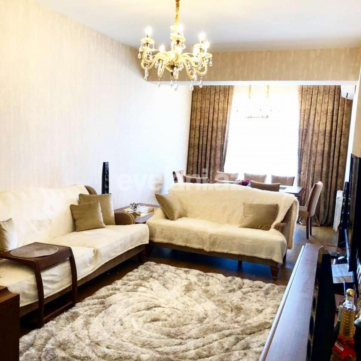 Satılır, yeni tikili, 3 otaqlı, 141 m², Şah İsmayıl Xətai m.