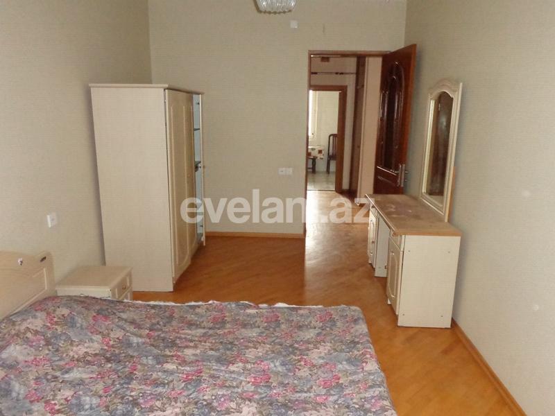 Satılır, köhnə tikili, 4 otaqlı, 100 m², Elmlər Akademiyası m.