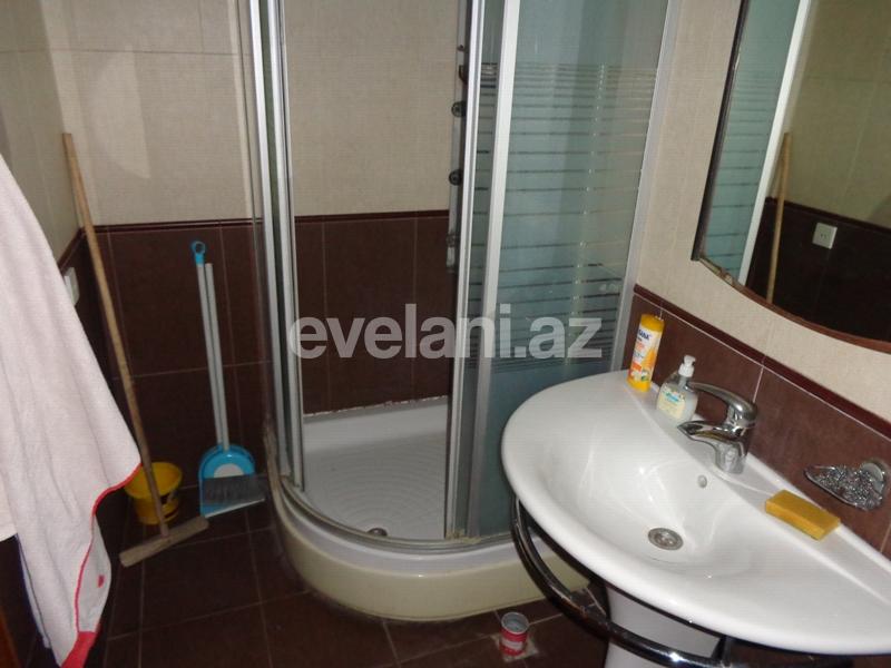 Satılır, köhnə tikili, 4 otaqlı, 100 m², Elmlər Akademiyası m.