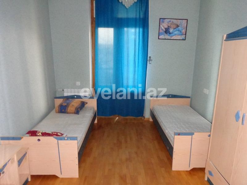 Satılır, köhnə tikili, 4 otaqlı, 100 m², Elmlər Akademiyası m.