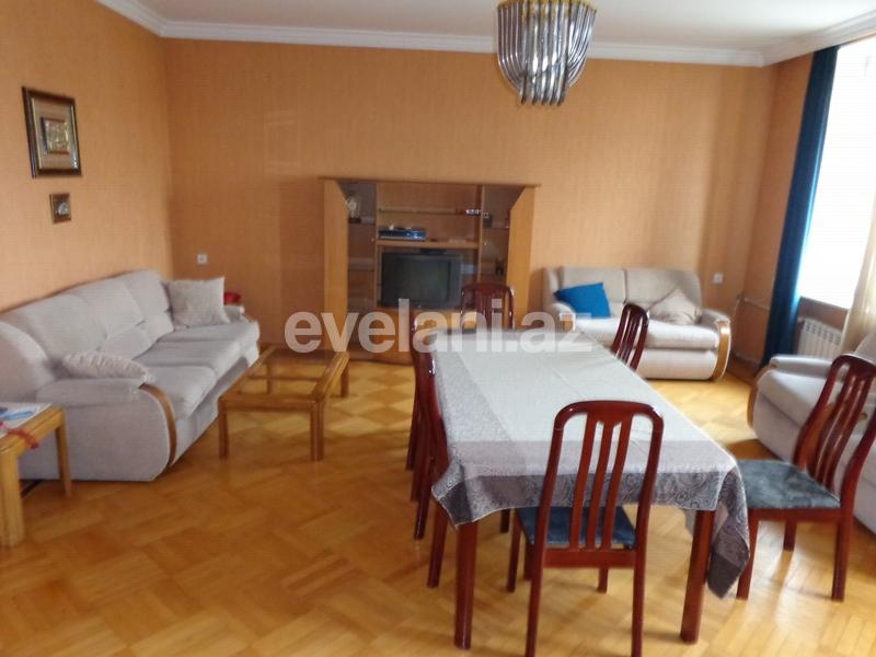 Satılır, köhnə tikili, 4 otaqlı, 100 m², Elmlər Akademiyası m.