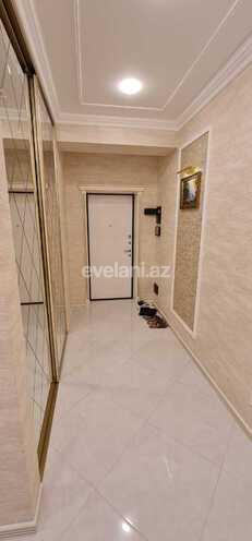 Satılır, yeni tikili, 3 otaqlı, 107 m², 8-ci mikrorayon q.