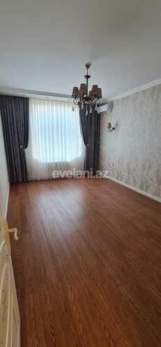 Satılır, yeni tikili, 3 otaqlı, 107 m², 8-ci mikrorayon q.