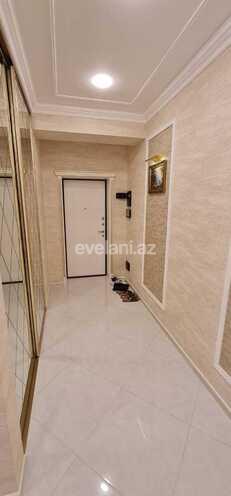 Satılır, yeni tikili, 3 otaqlı, 107 m², 8-ci mikrorayon q.