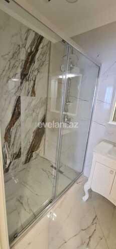 Satılır, yeni tikili, 3 otaqlı, 107 m², 8-ci mikrorayon q.