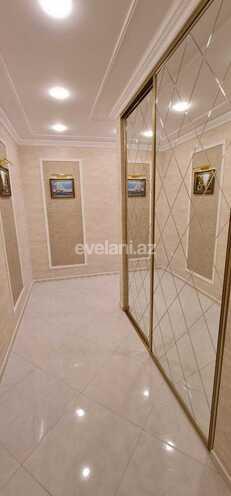 Satılır, yeni tikili, 3 otaqlı, 107 m², 8-ci mikrorayon q.