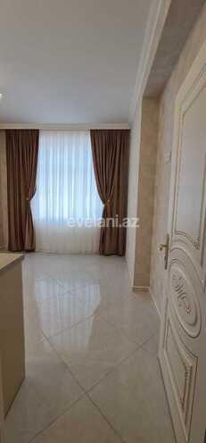 Satılır, yeni tikili, 3 otaqlı, 107 m², 8-ci mikrorayon q.