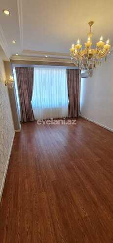 Satılır, yeni tikili, 3 otaqlı, 107 m², 8-ci mikrorayon q.