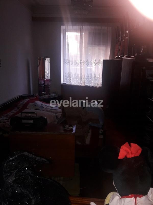 Satılır, köhnə tikili, 3 otaqlı, 85 m², Elmlər Akademiyası m.