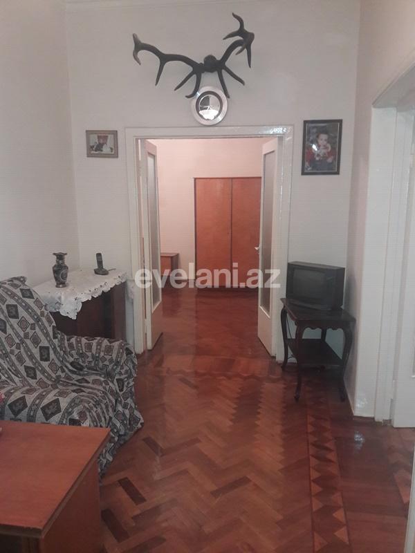 Satılır, köhnə tikili, 3 otaqlı, 85 m², Elmlər Akademiyası m.
