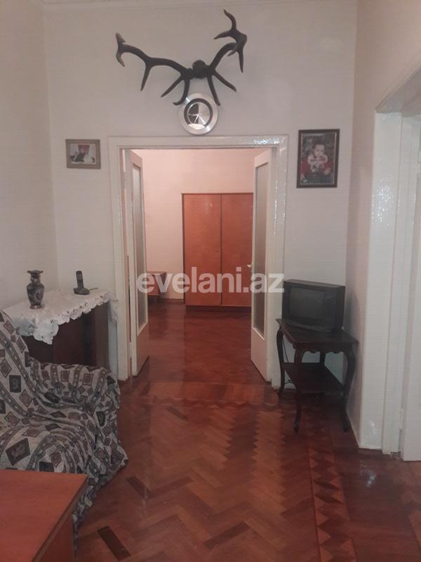 Satılır, köhnə tikili, 3 otaqlı, 85 m², Elmlər Akademiyası m.