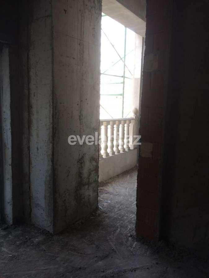 Satılır, yeni tikili, 2 otaqlı, 83 m², 8 Noyabr m.