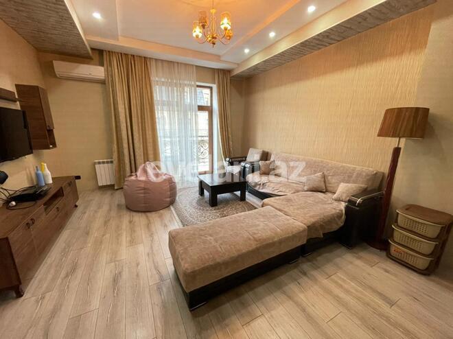 Kirayə verilir, yeni tikili, 2 otaqlı, 75 m², Xətai r.