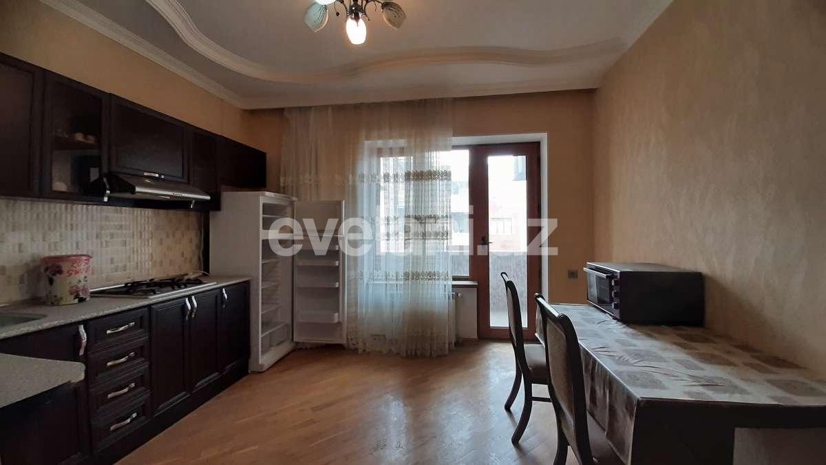 Satılır, yeni tikili, 3 otaqlı, 135 m², Nizami m.