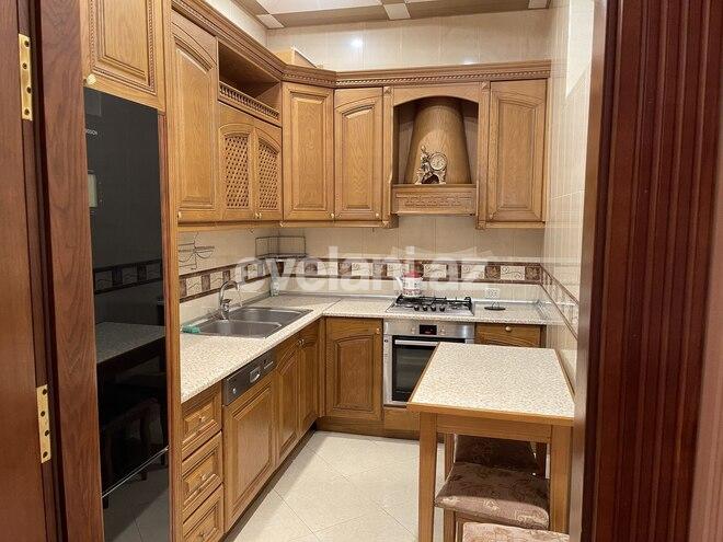 Продаётся, новостройка, 4-комнаты, 205 m², 28 мая m.