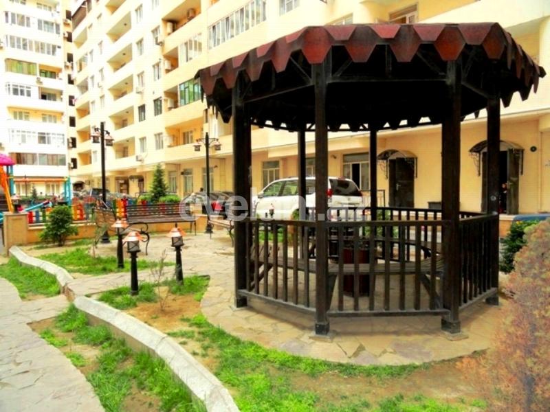 Sale, old building, 2 room, 65 m², Nariman Narimanov m.