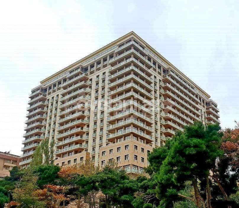 Satılır, yeni tikili, 3 otaqlı, 156 m², Elmlər Akademiyası m.