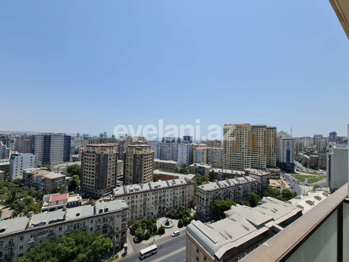 Satılır, yeni tikili, 3 otaqlı, 156 m², Elmlər Akademiyası m.