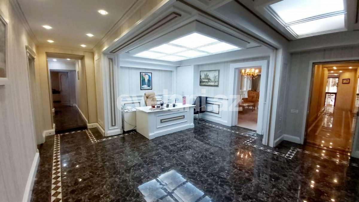 Rent, office, 11 room, 640 m², Ganjlik m.